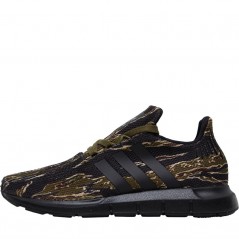 adidas Originals Junior Swift Run Black/Black/Olive Cargo