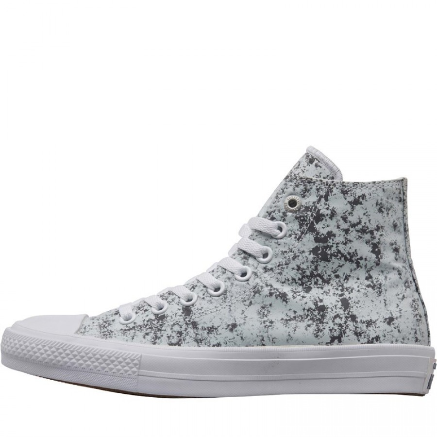 Converse reflective clearance wash