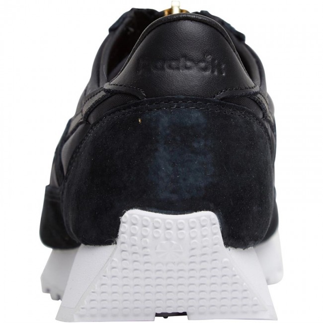 Reebok Classics Aztec Black/Sleek Metallic/White/Coal