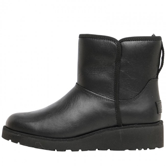 UGG Kristin Leather Classic Black